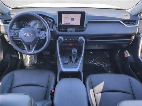 Used 2025 Toyota RAV4 XLE Premium w/ Weather Package AWD/4WD image 18