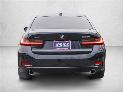 Used 2023 BMW 330i xDrive Sedan w/ Driving Assistance Package image 6