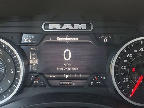 New 2026 RAM 1500 4x4 Crew Cab image 15