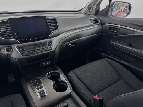 Certified 2021 Honda Ridgeline Sport image 21