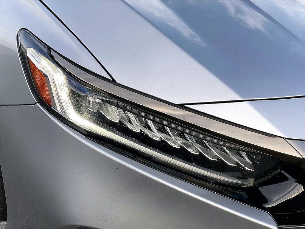 Used 2021 Honda Accord Sport image 32