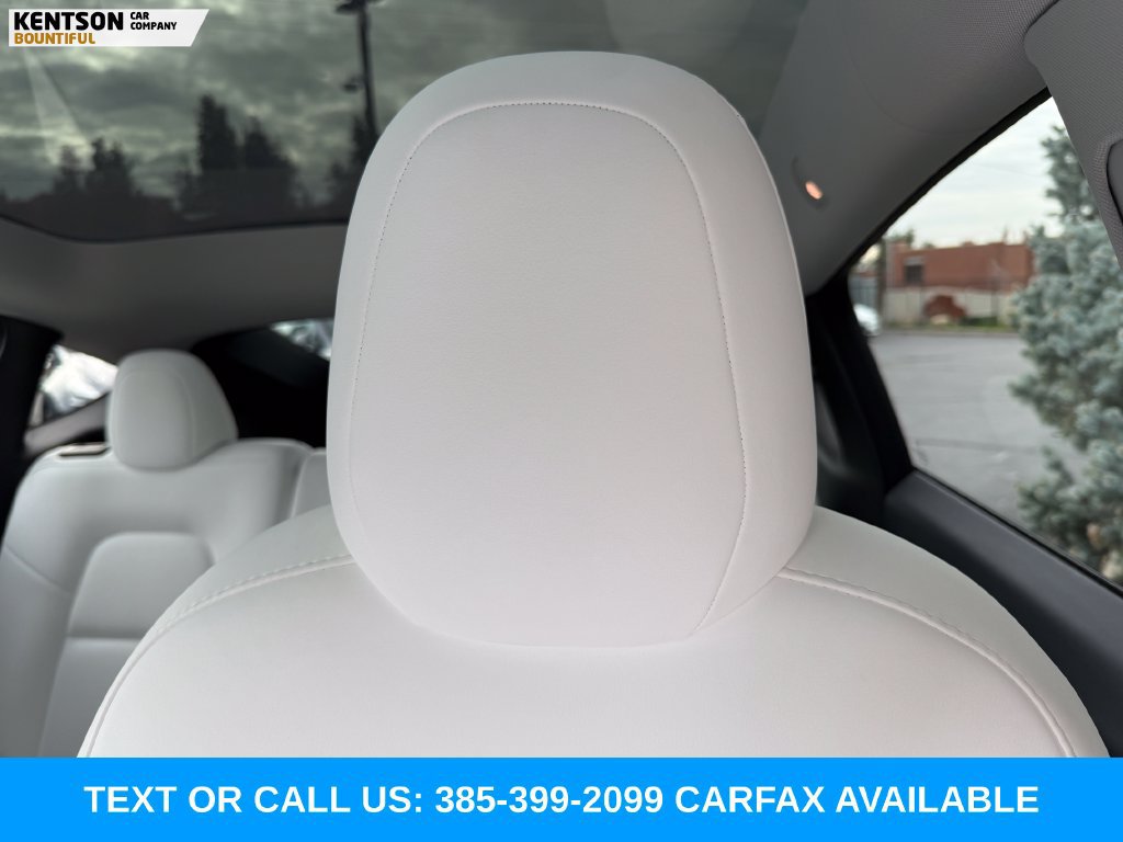 Used 2022 Tesla Model Y Performance AWD/4WD image 25