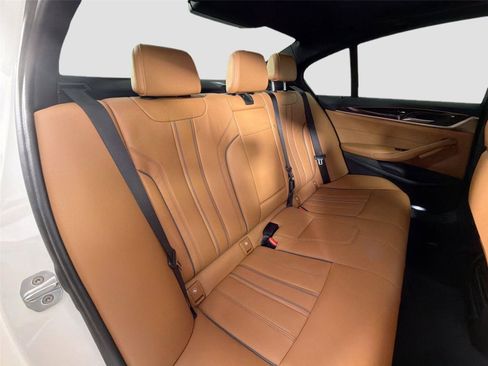 Used 2019 BMW 530i w/ Convenience Package RWD image 25