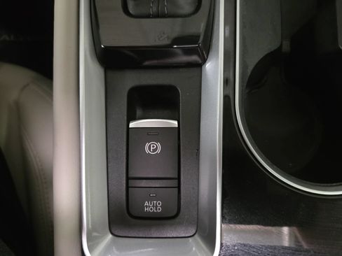 Used 2023 Nissan Altima 2.5 SL FWD image 24