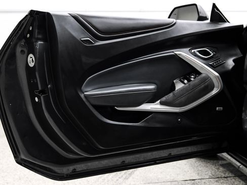 Used 2017 Chevrolet Camaro LT image 41