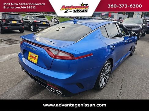Used 2018 Kia Stinger GT2 image 5