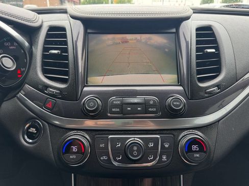 Used 2018 Chevrolet Impala LT FWD image 25