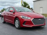 Used 2017 Hyundai Elantra SE image 2