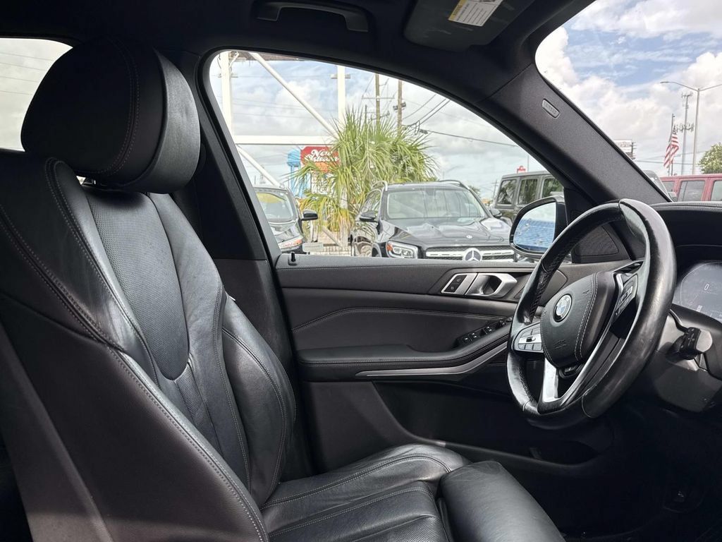 Used 2019 BMW X5 xDrive40i w/ Convenience Package AWD/4WD image 13