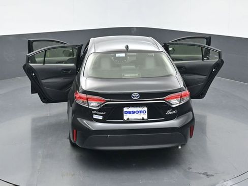 Used 2024 Toyota Corolla LE image 54