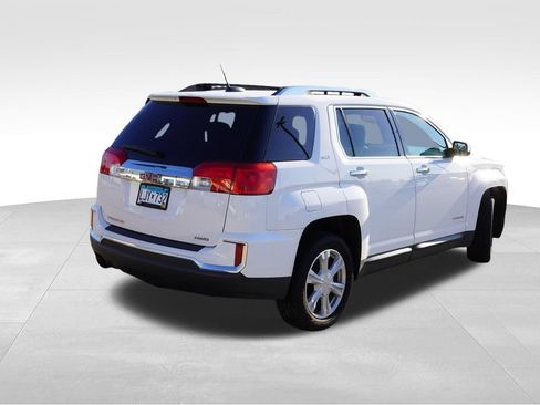 Used 2017 GMC Terrain SLT AWD/4WD image 3