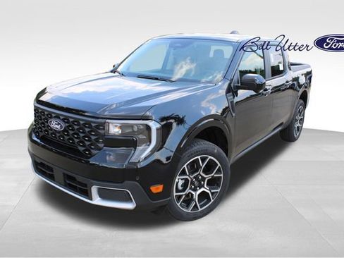 New 2025 Ford Maverick Lariat image 1