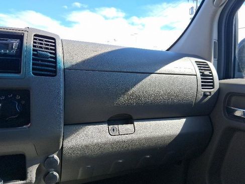 Used 2006 Nissan Frontier SE w/ (P01) Power Pkg image 38