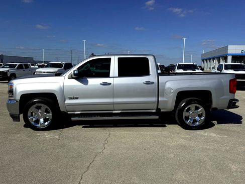 Used 2017 Chevrolet Silverado 1500 LTZ w/ Texas Edition image 9