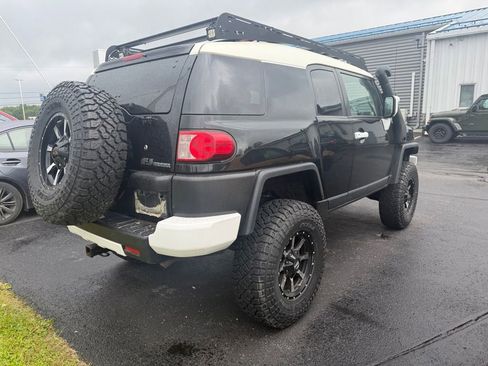 Used 2010 Toyota FJ Cruiser 4WD image 6