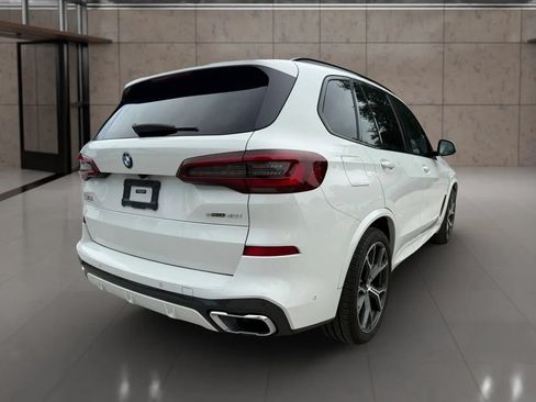 Used 2021 BMW X5 sDrive40i w/ M Sport Package RWD image 3