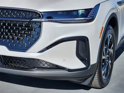 New 2026 Lincoln Nautilus Premier w/ Jet Appearance Package image 8