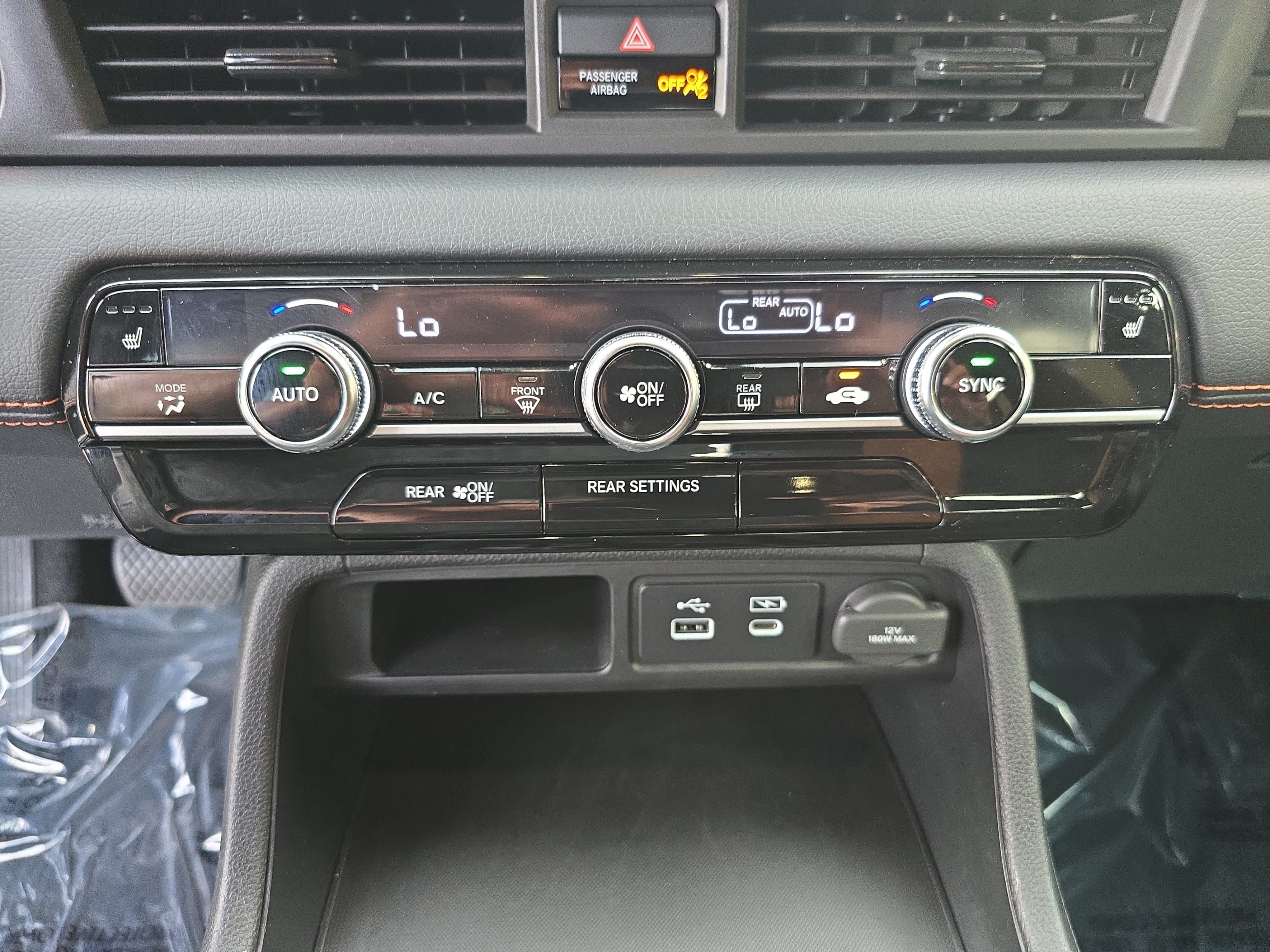 Used 2025 Honda Pilot Sport image 21