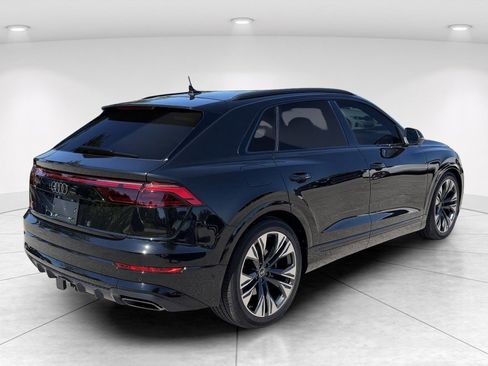 Used 2025 Audi Q8 Prestige AWD/4WD image 5
