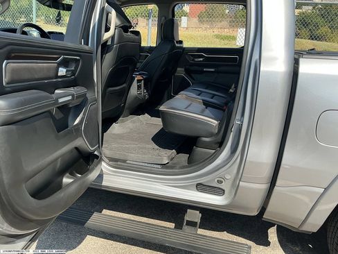 Used 2022 RAM 1500 Laramie w/ Laramie Southwest Edition AWD/4WD image 13
