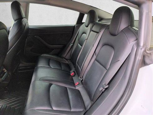 Used 2021 Tesla Model 3 Standard Range Plus RWD image 21