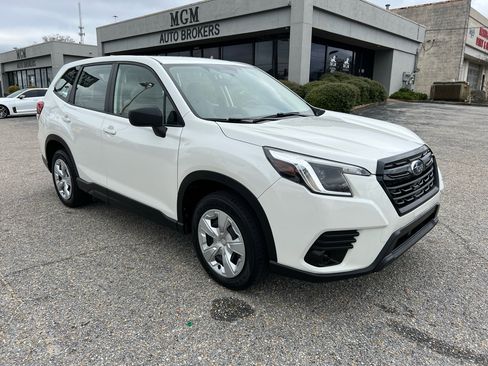 Used 2023 Subaru Forester image 18