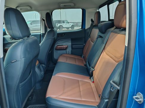 Used 2022 Ford Maverick Lariat image 13