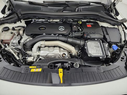 Used 2024 Mercedes-Benz GLA 250 image 12