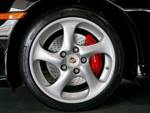 Used 2001 Porsche 911 Turbo AWD/4WD image 32
