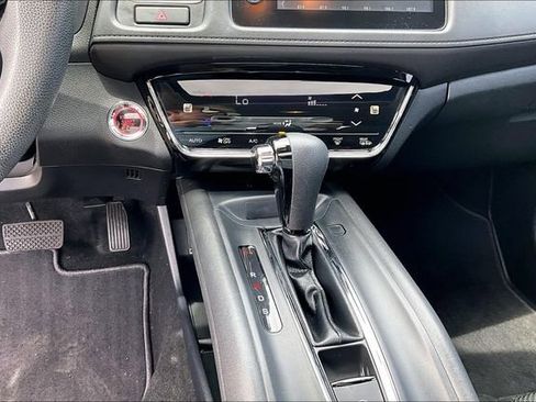 Used 2019 Honda HR-V EX image 26