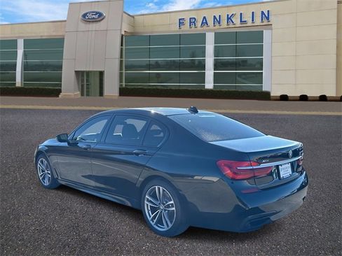 Used 2019 BMW 740i xDrive image 5