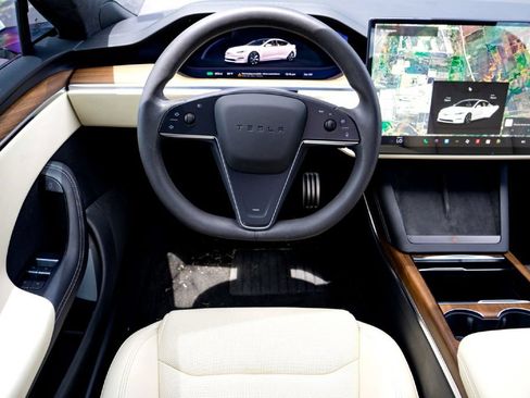 Used 2023 Tesla Model S Standard Range AWD/4WD image 22