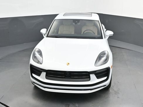 New 2026 Porsche Macan AWD/4WD image 34