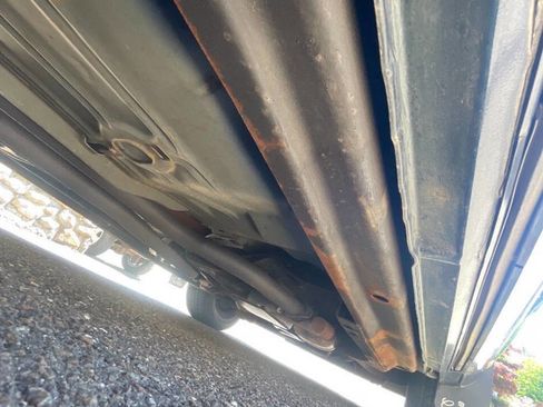 Used 1994 Cadillac Fleetwood Brougham RWD image 26