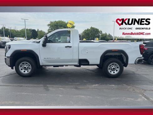 New 2025 GMC Sierra 3500 Pro image 4