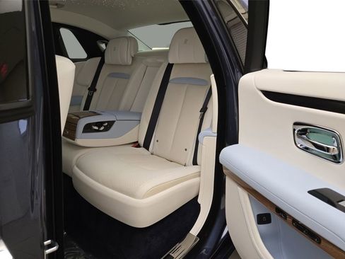 Certified 2025 Rolls-Royce Ghost image 16