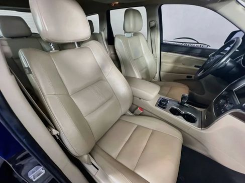 Used 2014 Jeep Grand Cherokee Limited AWD/4WD image 29