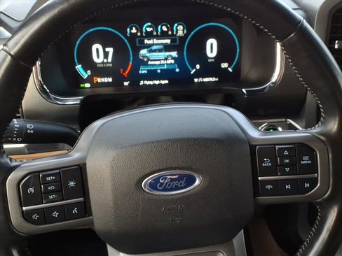 Used 2021 Ford F150 Lariat w/ Max Trailer Tow Package image 24