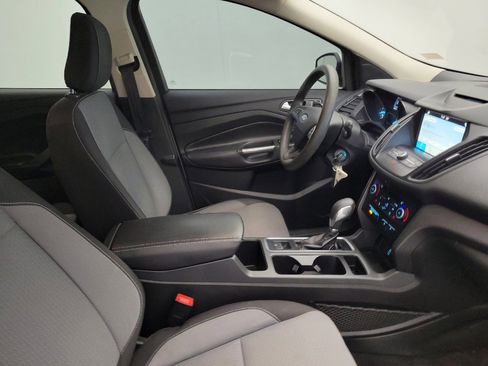 Used 2018 Ford Escape SE w/ SE Sync 3 Package image 21