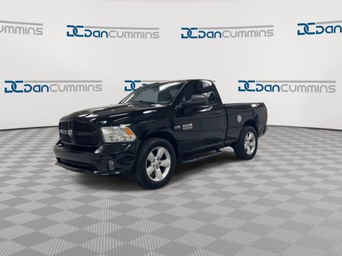 Used 2014 RAM 1500 Express RWD image 4