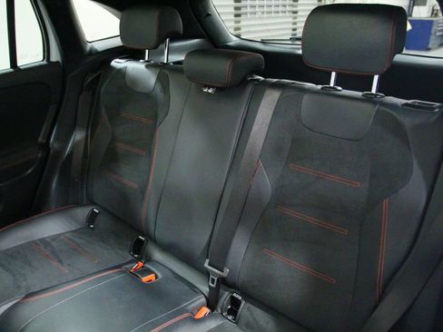 Certified 2024 Mercedes-Benz GLA 250 4MATIC image 31