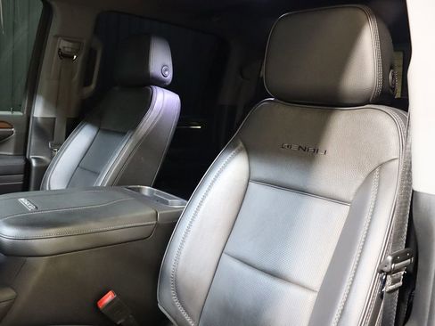 Used 2024 GMC Sierra 2500 Denali w/ Denali Reserve Package image 43