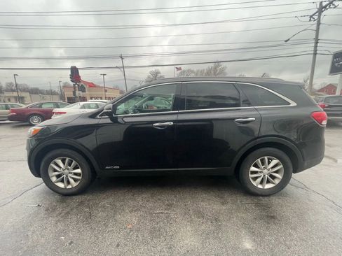 Used 2016 Kia Sorento LX image 7