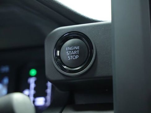 Used 2025 Toyota Tacoma SR5 image 26