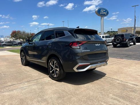 Used 2025 Kia Sportage EX AWD/4WD image 6