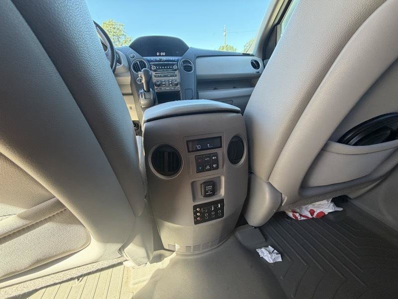 Used 2012 Honda Pilot Touring image 25