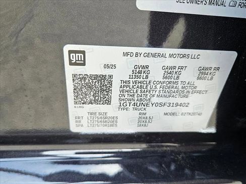 New 2025 GMC Sierra 2500 SLT w/ SLT Premium Package image 17