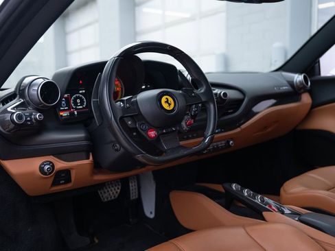 Used 2020 Ferrari F8 Tributo image 29