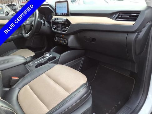 Certified 2022 Ford Escape Titanium w/ Titanium Elite Package AWD/4WD image 10