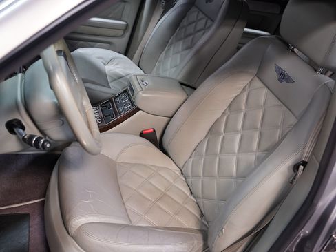 Used 2002 Bentley Arnage T image 33